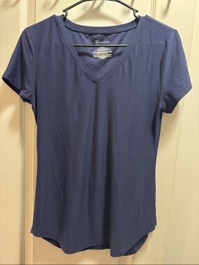 No Boundaries Navy V-Neck Short Sleeve Tee